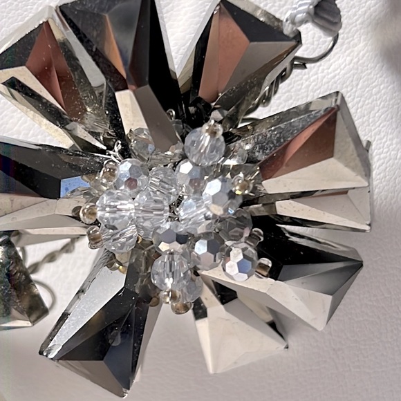 Starburst Statement Necklace - Picture 2 of 12